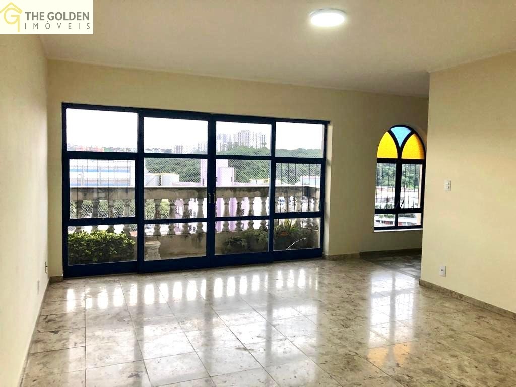 Apartamento à venda com 3 quartos, 182m² - Foto 1