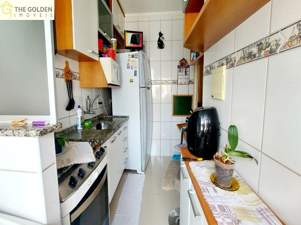 Apartamento à venda com 2 quartos, 43m² - Foto 3