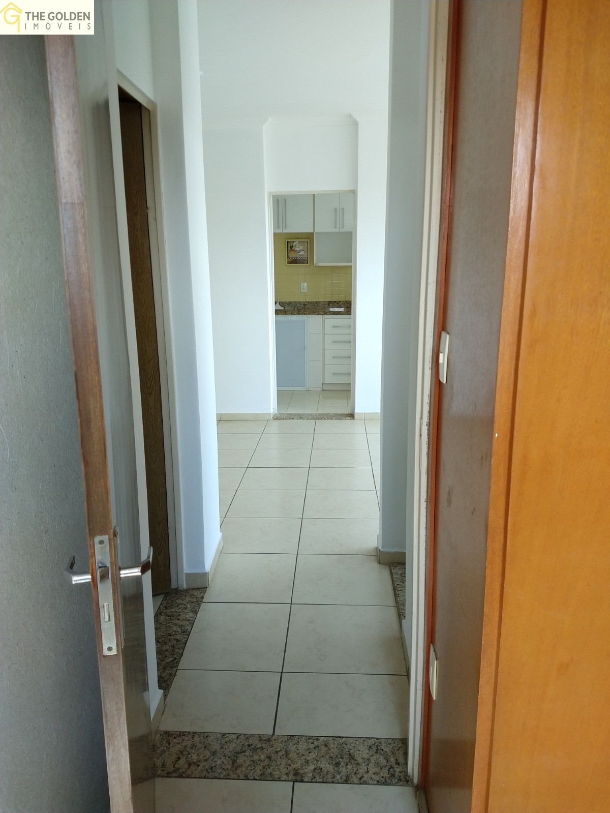 Apartamento à venda com 2 quartos, 56m² - Foto 3