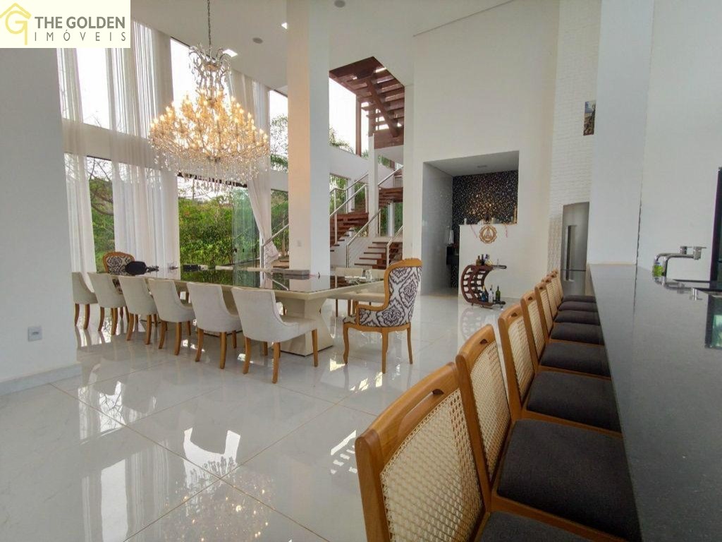 Casa de Condomínio à venda com 11 quartos, 840m² - Foto 18