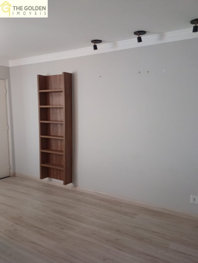 Apartamento à venda com 2 quartos, 45m² - Foto 20