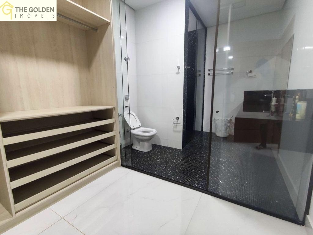 Casa de Condomínio à venda com 11 quartos, 840m² - Foto 4