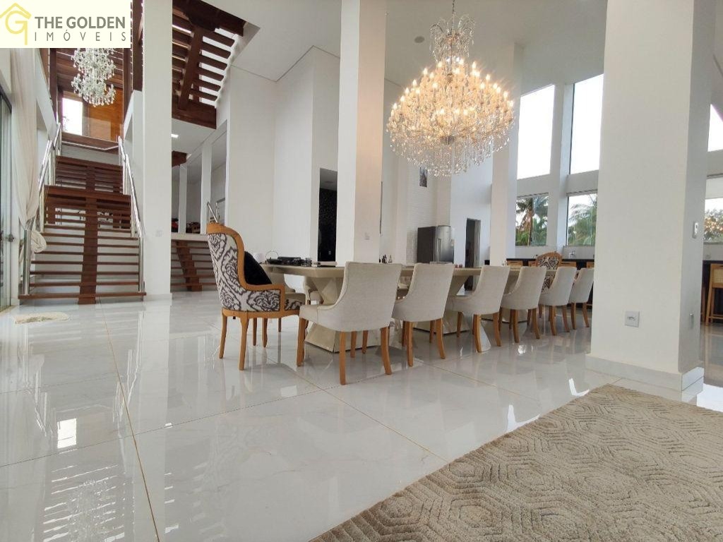 Casa de Condomínio à venda com 11 quartos, 840m² - Foto 20