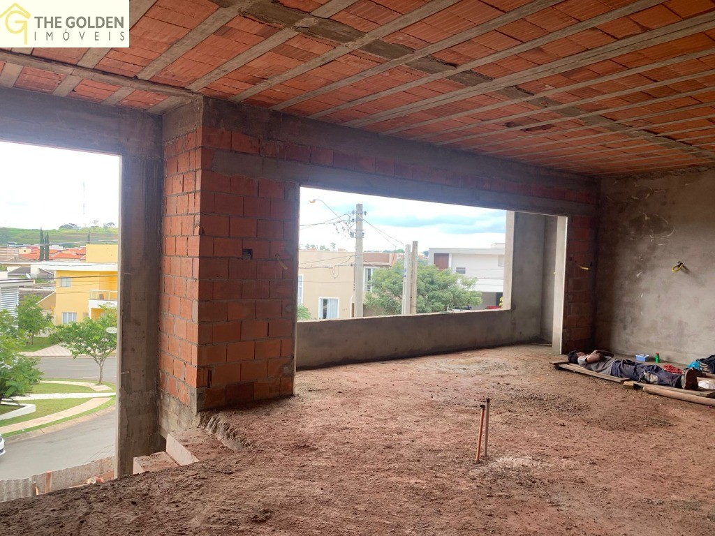 Casa de Condomínio à venda com 4 quartos, 237m² - Foto 2