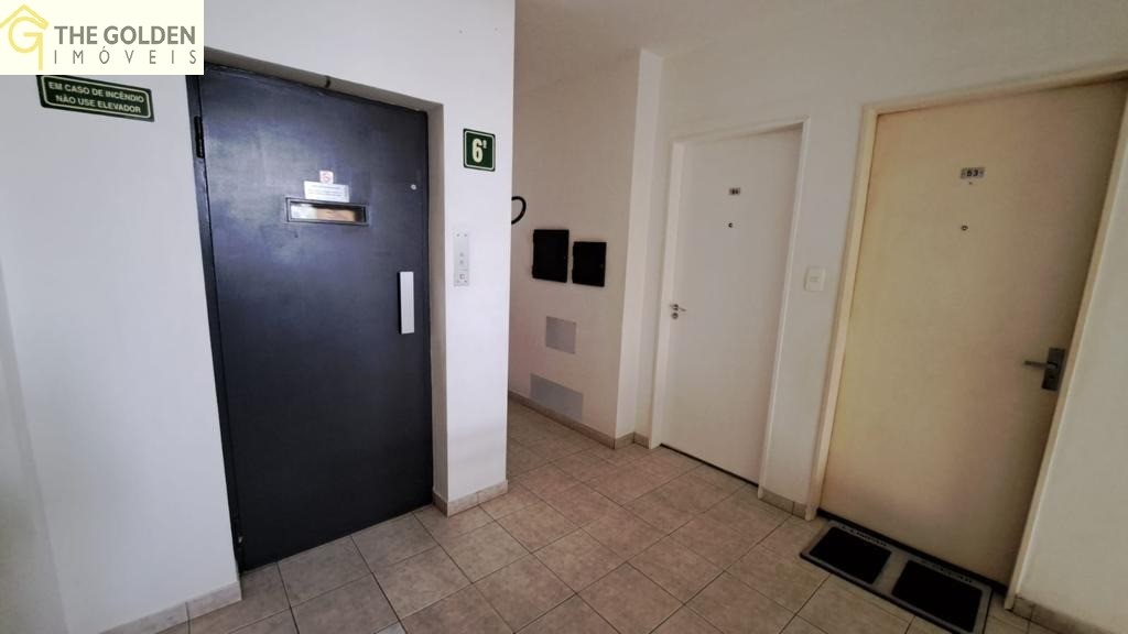 Apartamento à venda com 2 quartos, 75m² - Foto 3