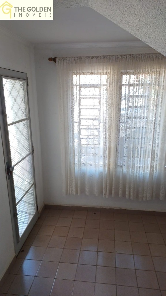 Sobrado para alugar com 4 quartos, 250m² - Foto 3