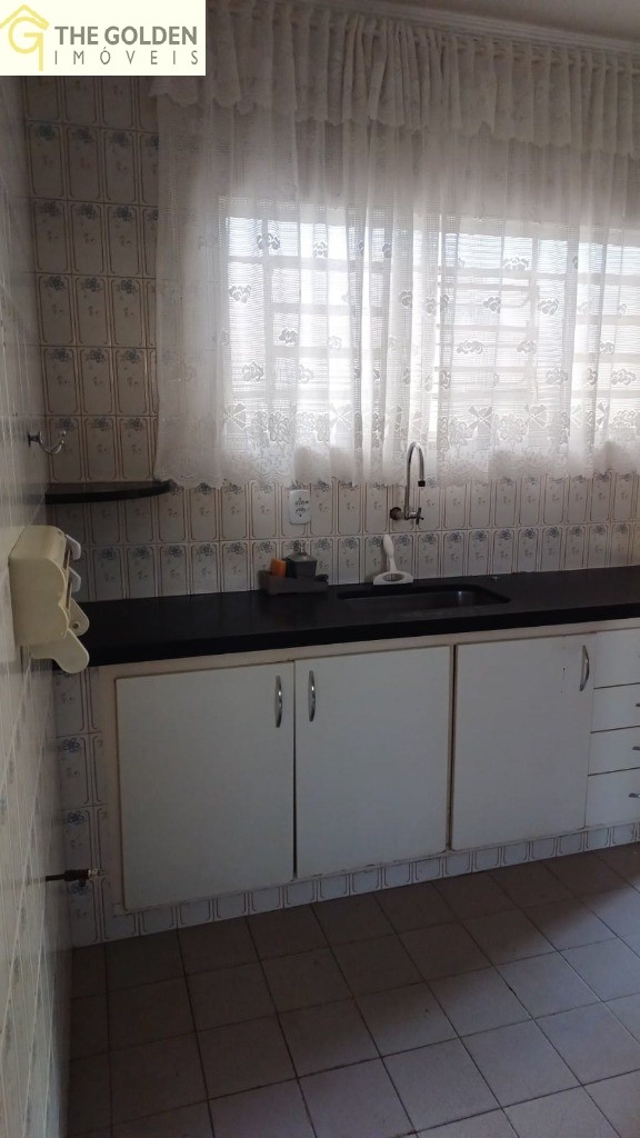 Sobrado para alugar com 4 quartos, 250m² - Foto 7