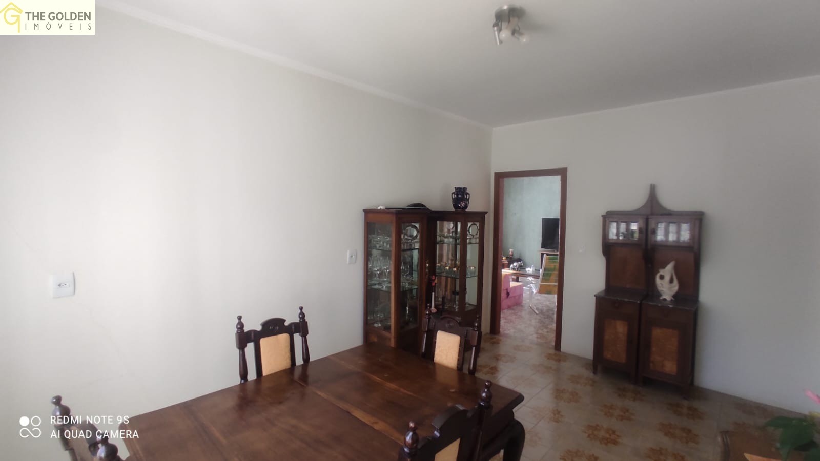 Casa à venda com 3 quartos, 326m² - Foto 10