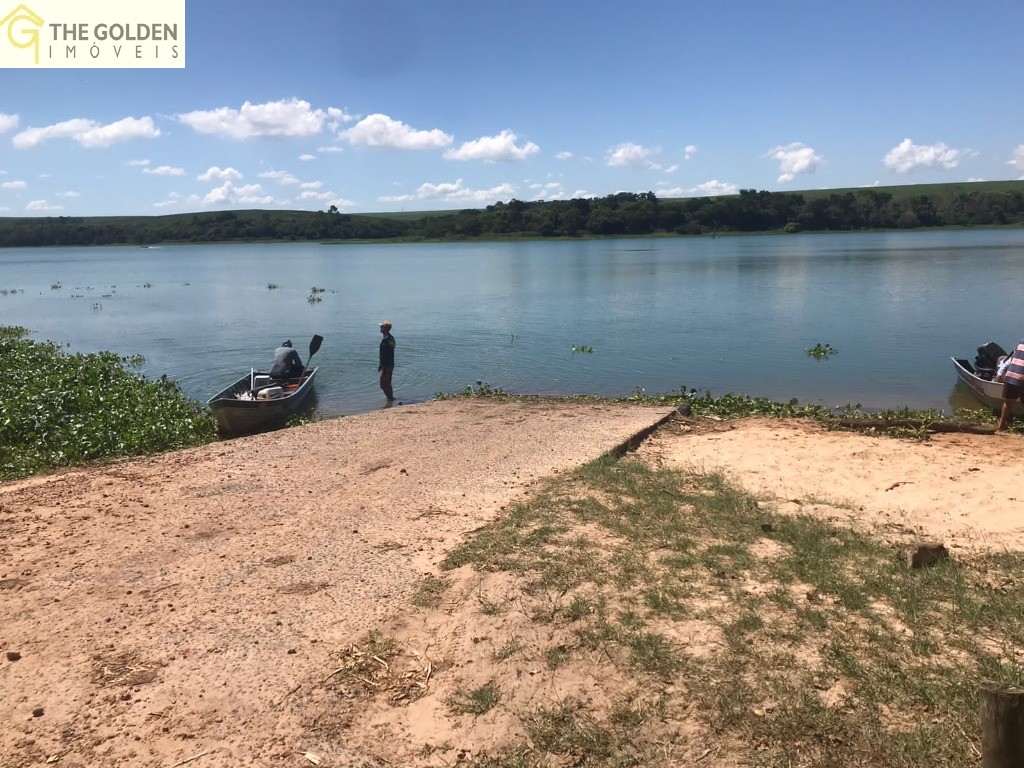 Fazenda à venda com 2 quartos, 60m² - Foto 17