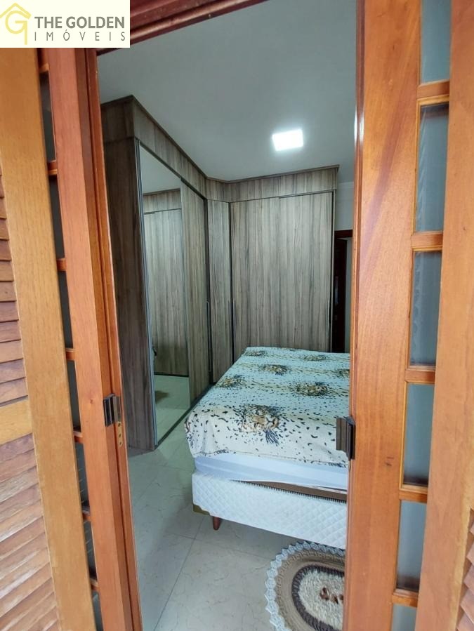 Casa à venda com 2 quartos, 360m² - Foto 12