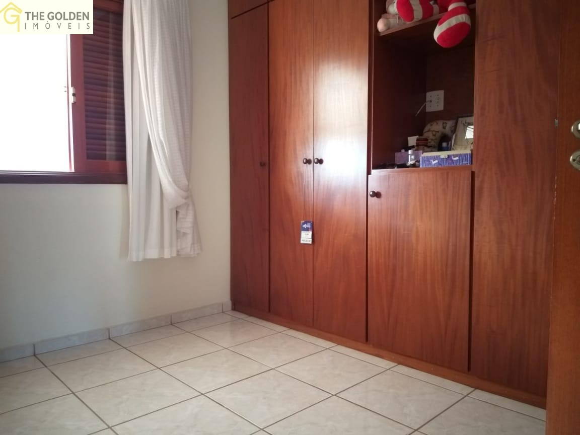 Casa de Condomínio à venda com 3 quartos, 211m² - Foto 22