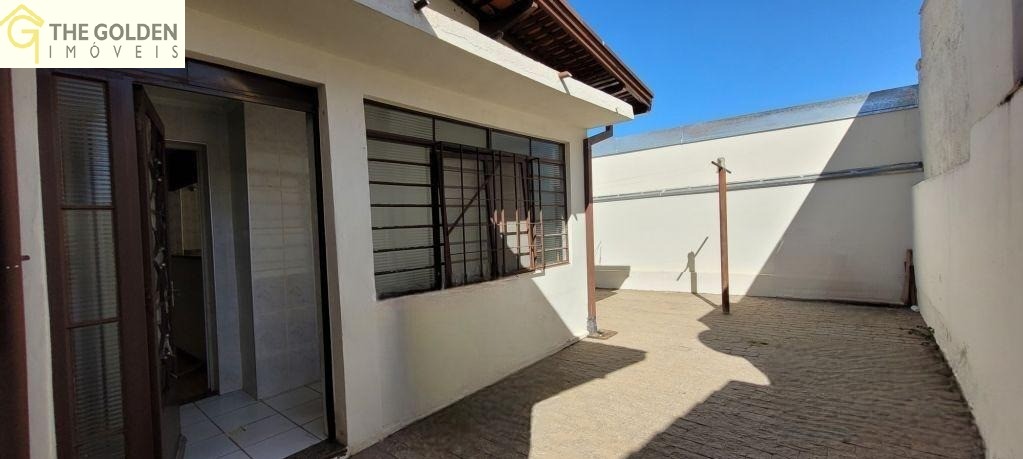 Casa à venda com 3 quartos, 167m² - Foto 3