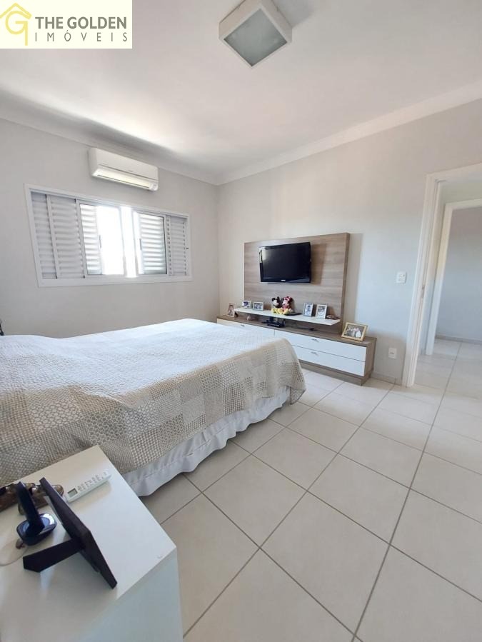 Casa de Condomínio à venda com 3 quartos, 205m² - Foto 12