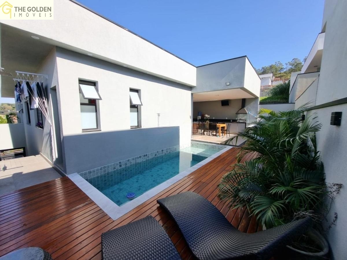 Casa de Condomínio à venda com 3 quartos, 270m² - Foto 5