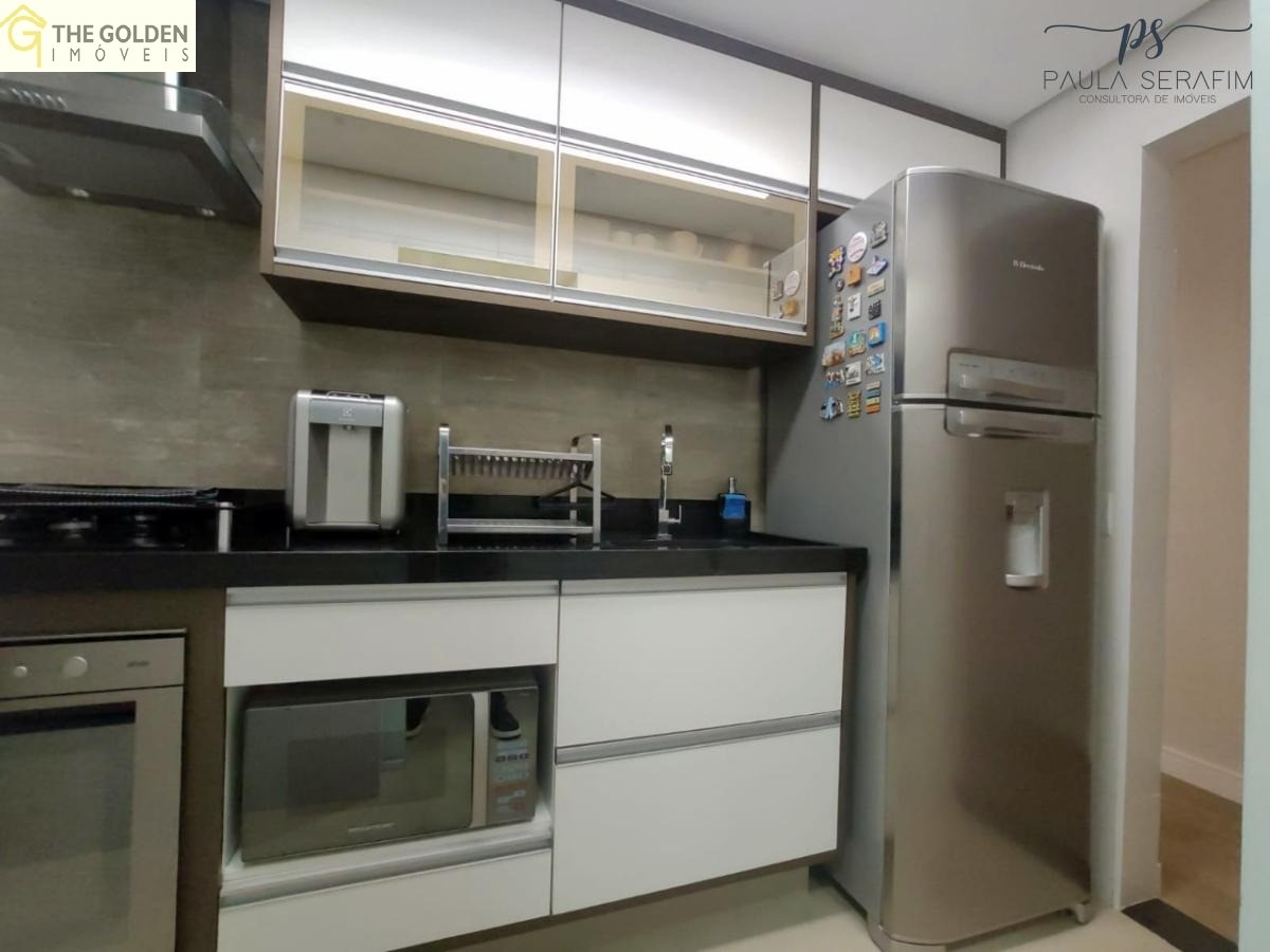 Apartamento à venda com 2 quartos, 72m² - Foto 7