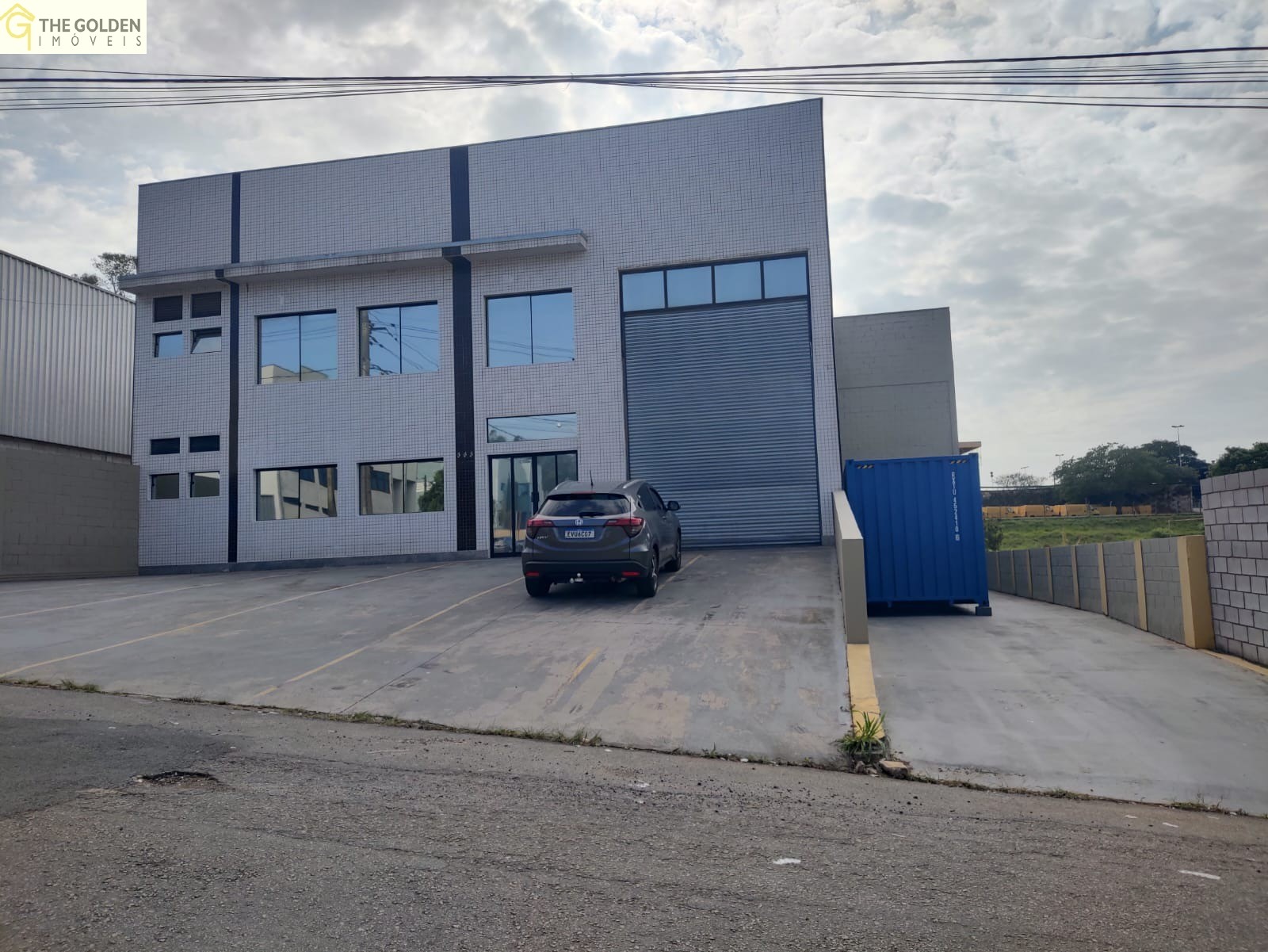 Depósito-Galpão-Armazém para alugar, 1000m² - Foto 1