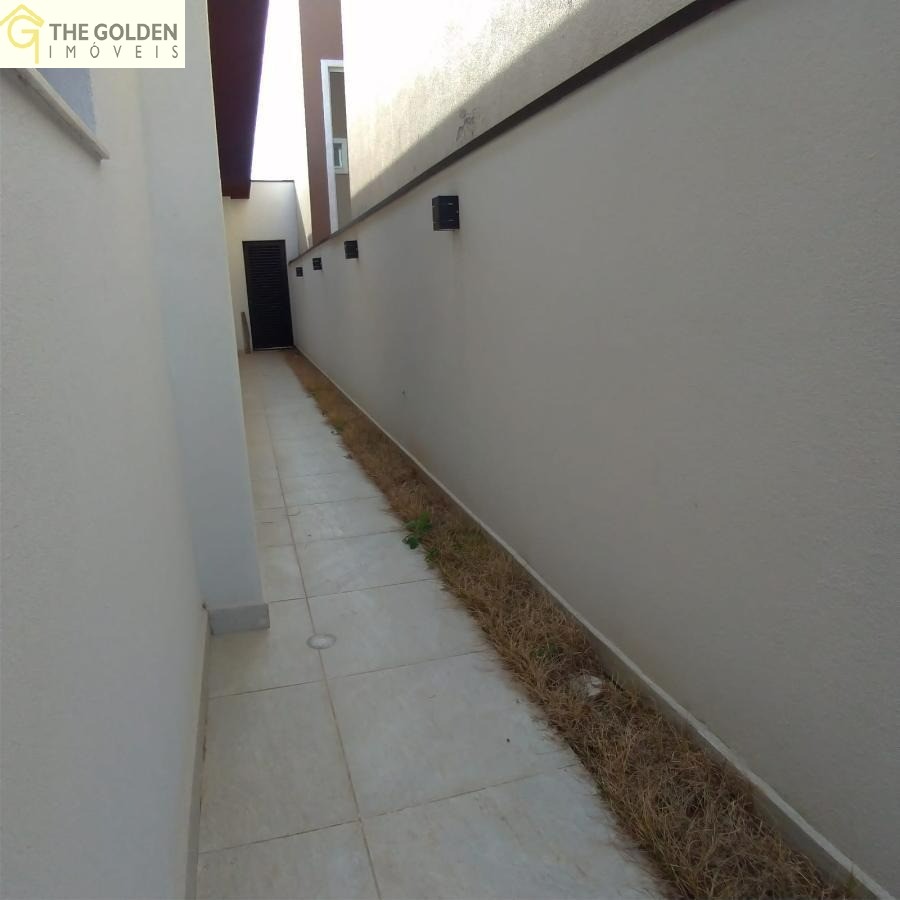 Casa de Condomínio à venda com 3 quartos, 195m² - Foto 4