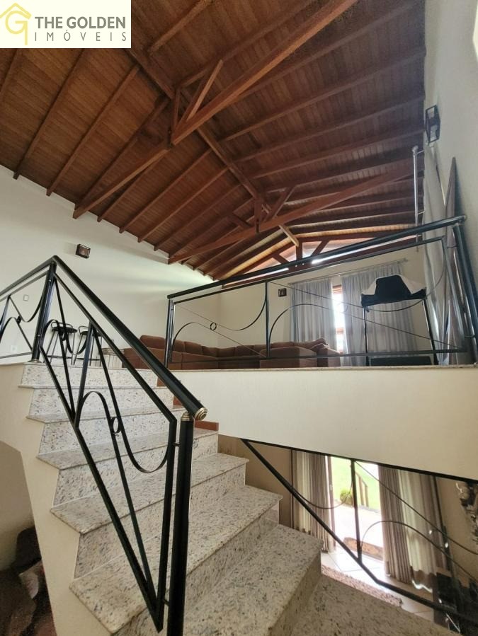 Casa de Condomínio à venda com 3 quartos, 429m² - Foto 2