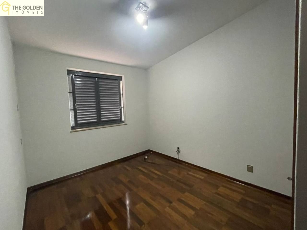 Casa de Condomínio para alugar com 4 quartos, 360m² - Foto 19