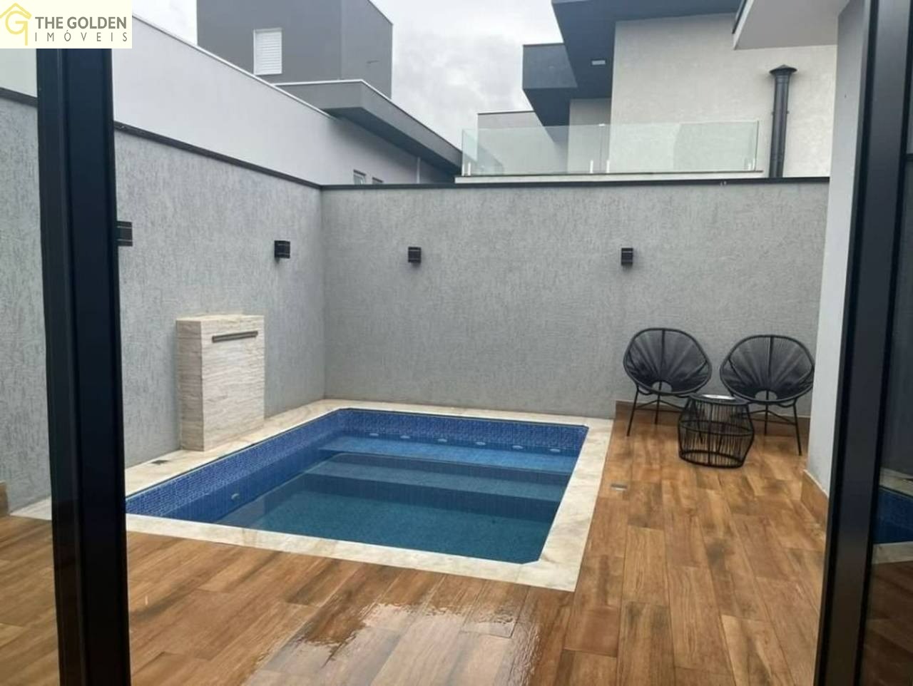 Casa de Condomínio à venda com 3 quartos, 190m² - Foto 2