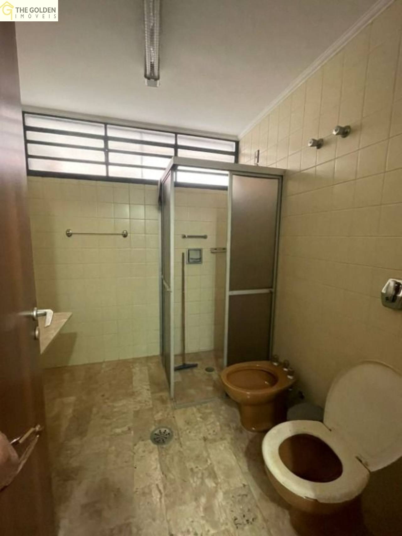 Casa de Condomínio para alugar com 4 quartos, 360m² - Foto 13