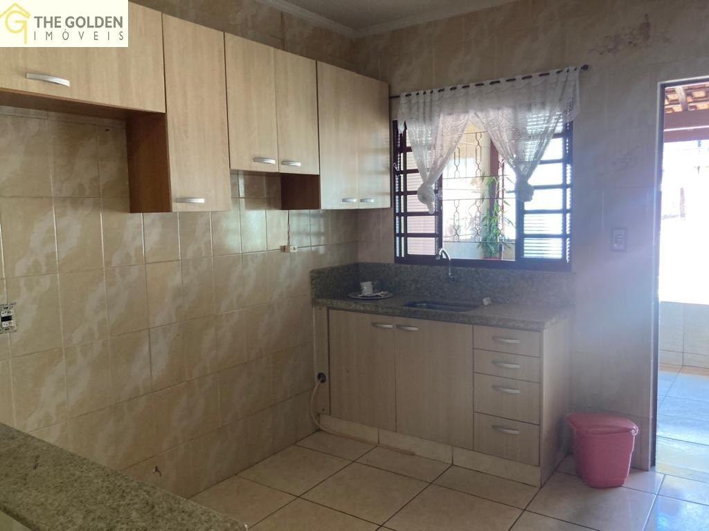 Casa à venda com 3 quartos, 225m² - Foto 16