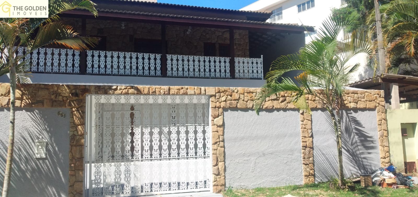 Sobrado à venda com 3 quartos, 228m² - Foto 1