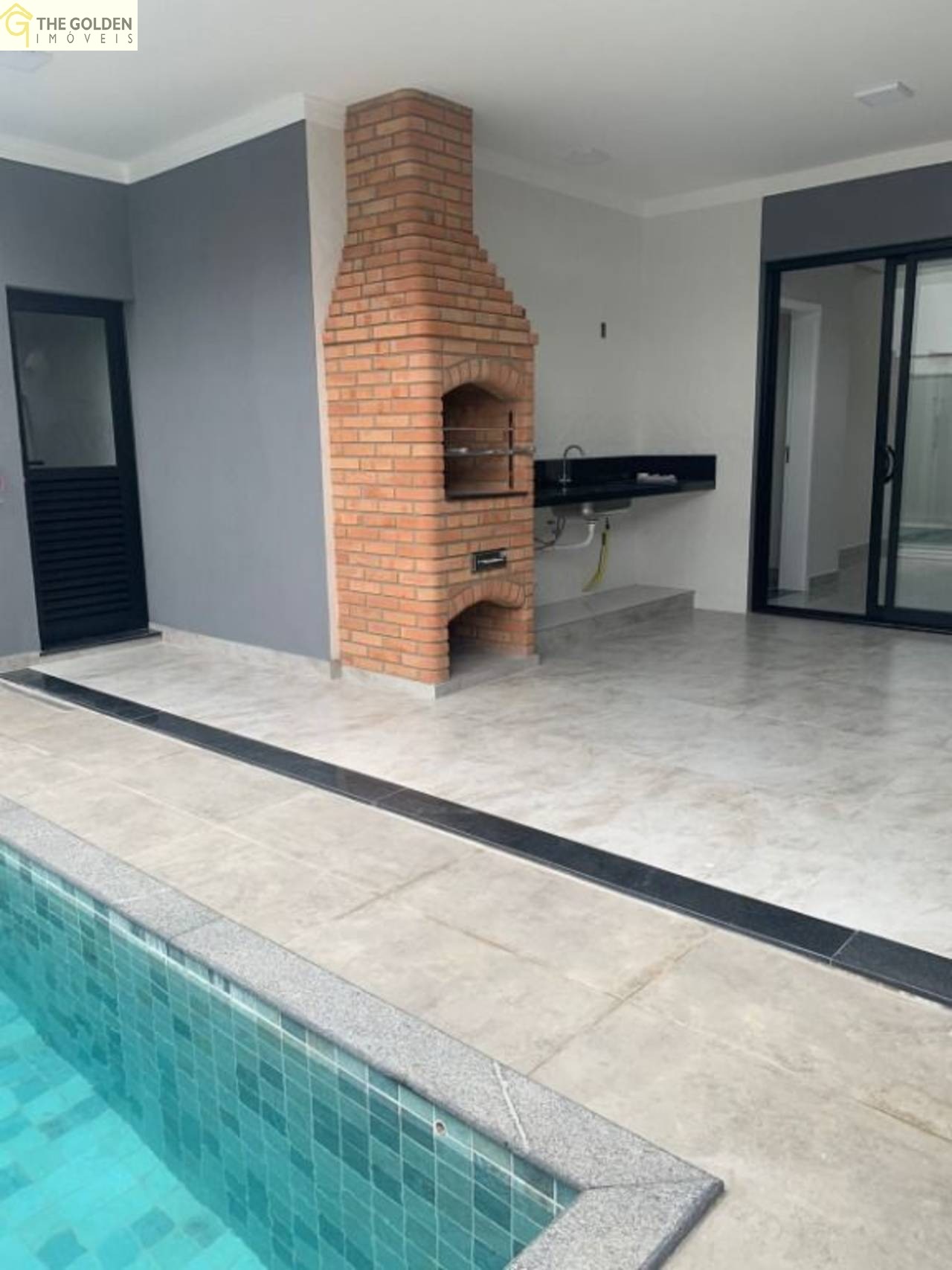 Casa de Condomínio à venda com 3 quartos, 186m² - Foto 3