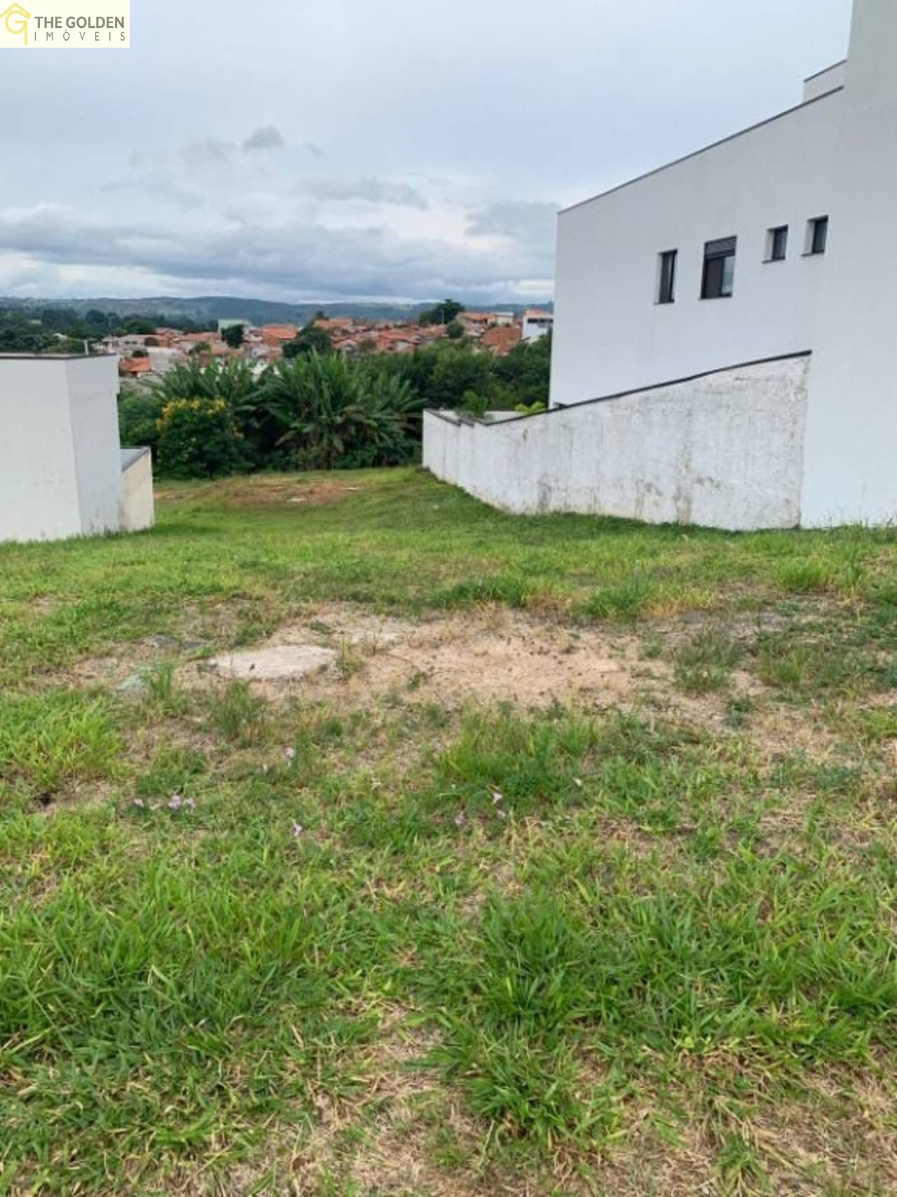 Terreno à venda, 372m² - Foto 1