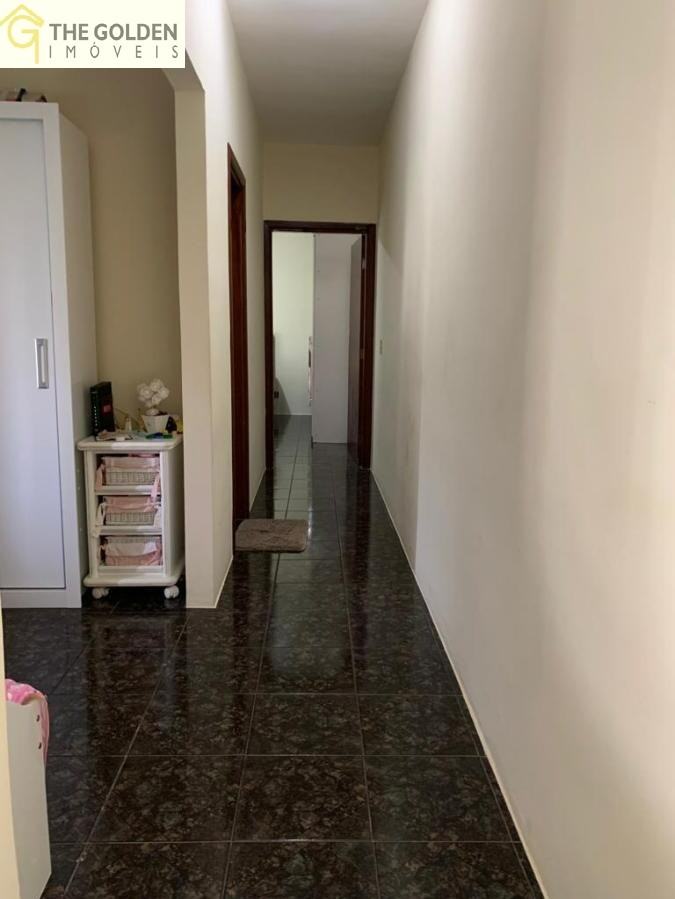 Casa à venda com 2 quartos, 146m² - Foto 4