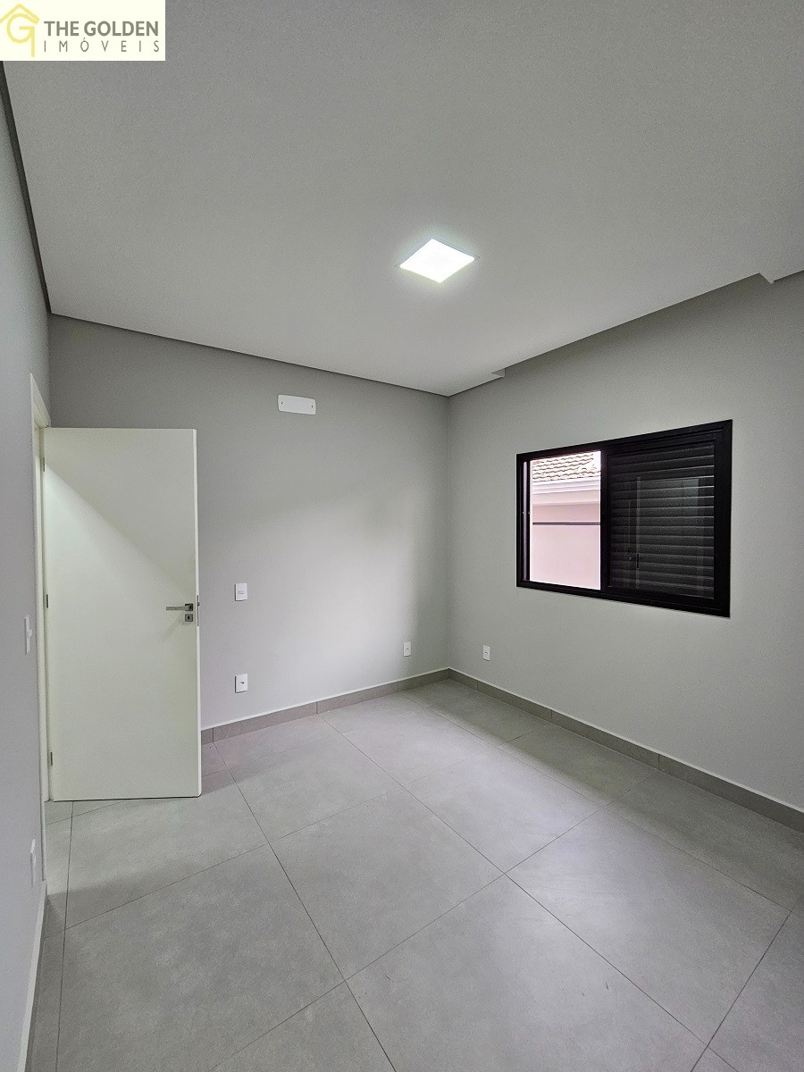 Casa de Condomínio à venda com 3 quartos, 220m² - Foto 47