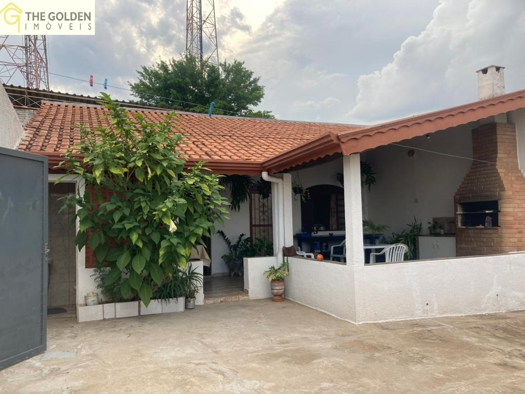 Casa, 2 quartos, 161 m² - Foto 1