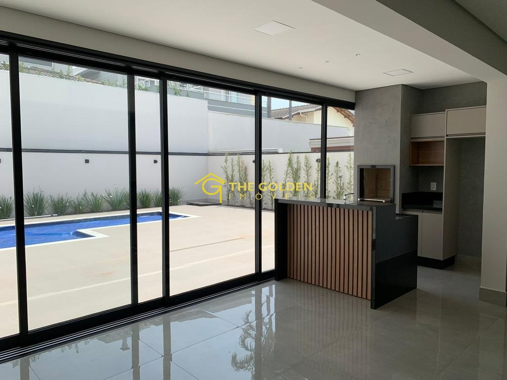 Casa de Condomínio à venda com 3 quartos, 213m² - Foto 2