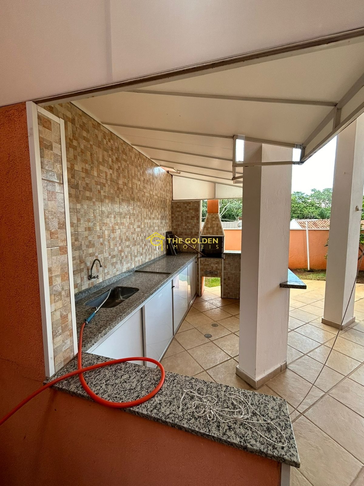 Casa de Condomínio à venda com 3 quartos, 250m² - Foto 26