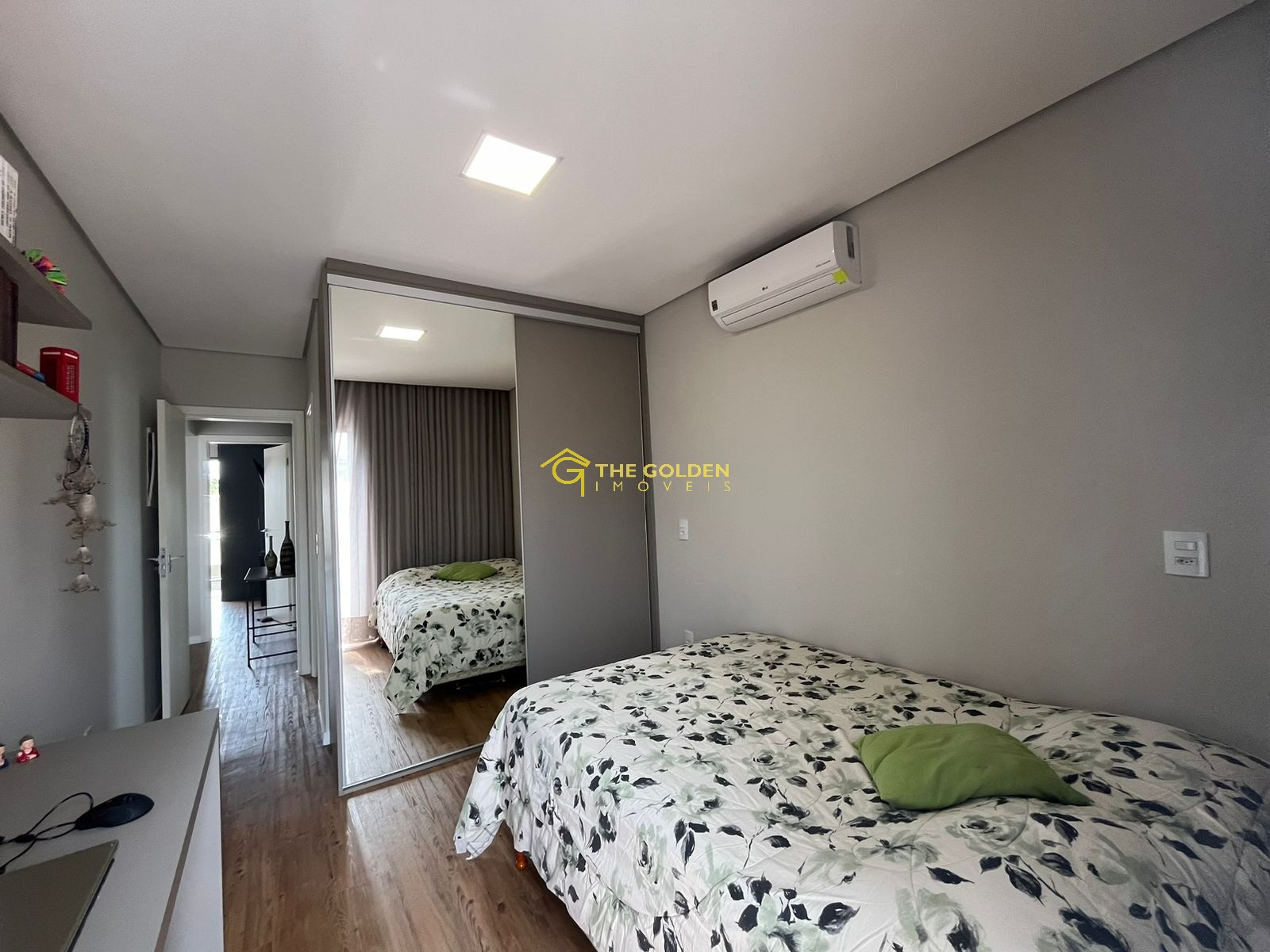 Casa de Condomínio à venda com 3 quartos, 229m² - Foto 24