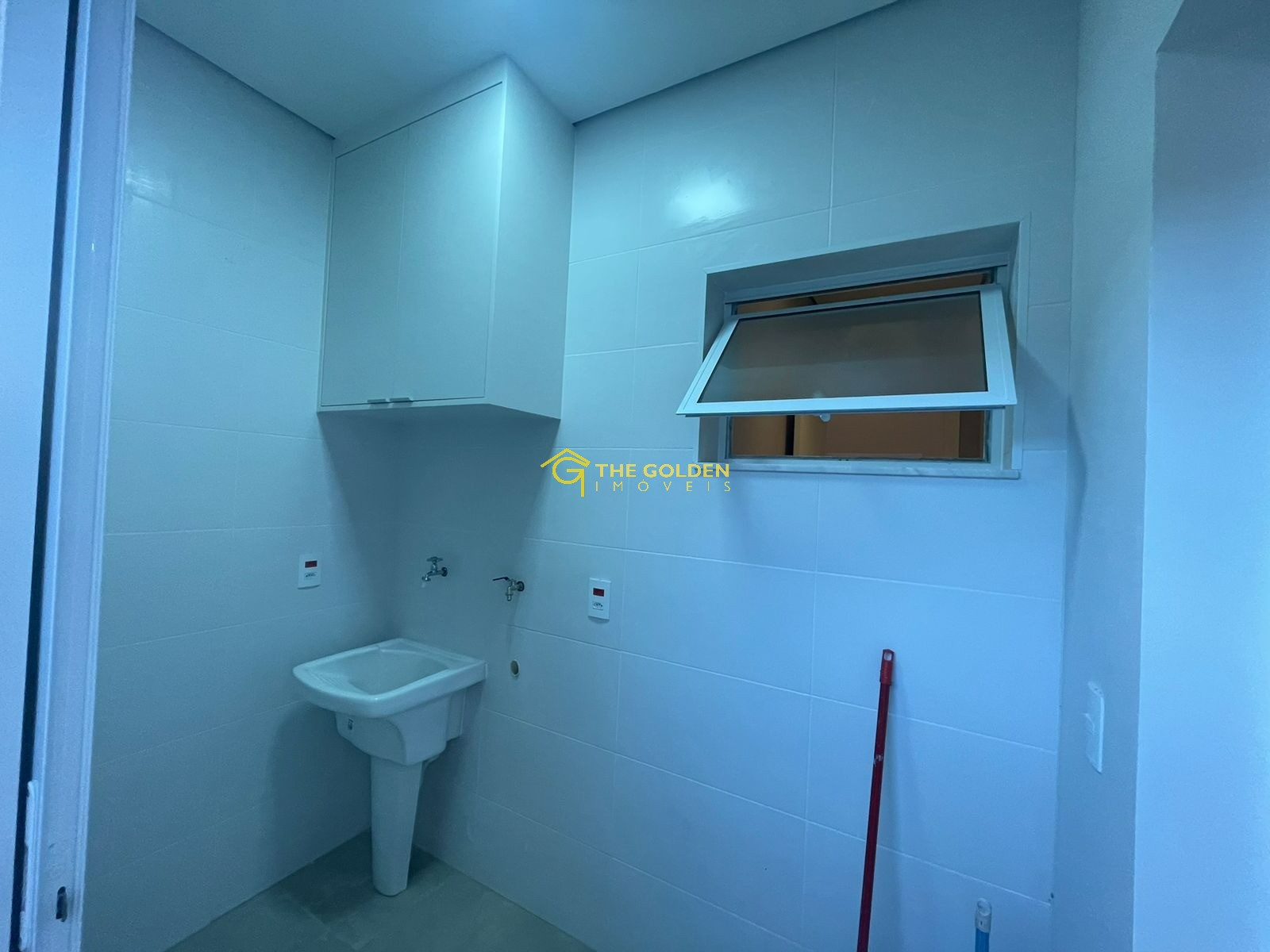 Casa de Condomínio à venda com 3 quartos, 176m² - Foto 4