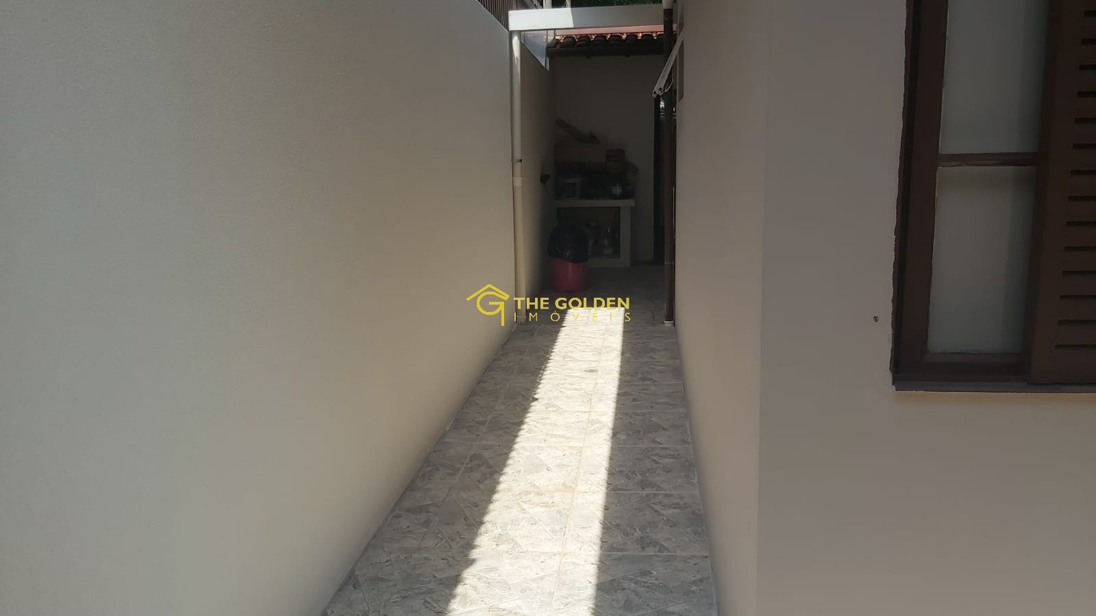 Casa à venda com 3 quartos, 198m² - Foto 37