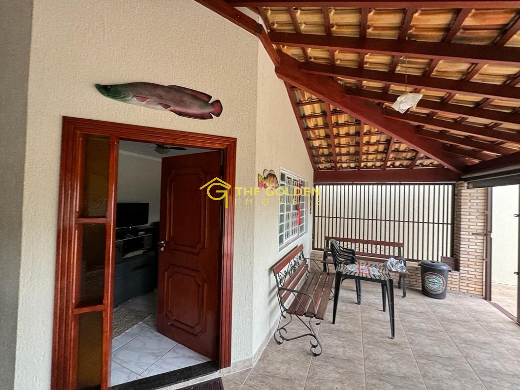 Casa à venda com 3 quartos, 168m² - Foto 9