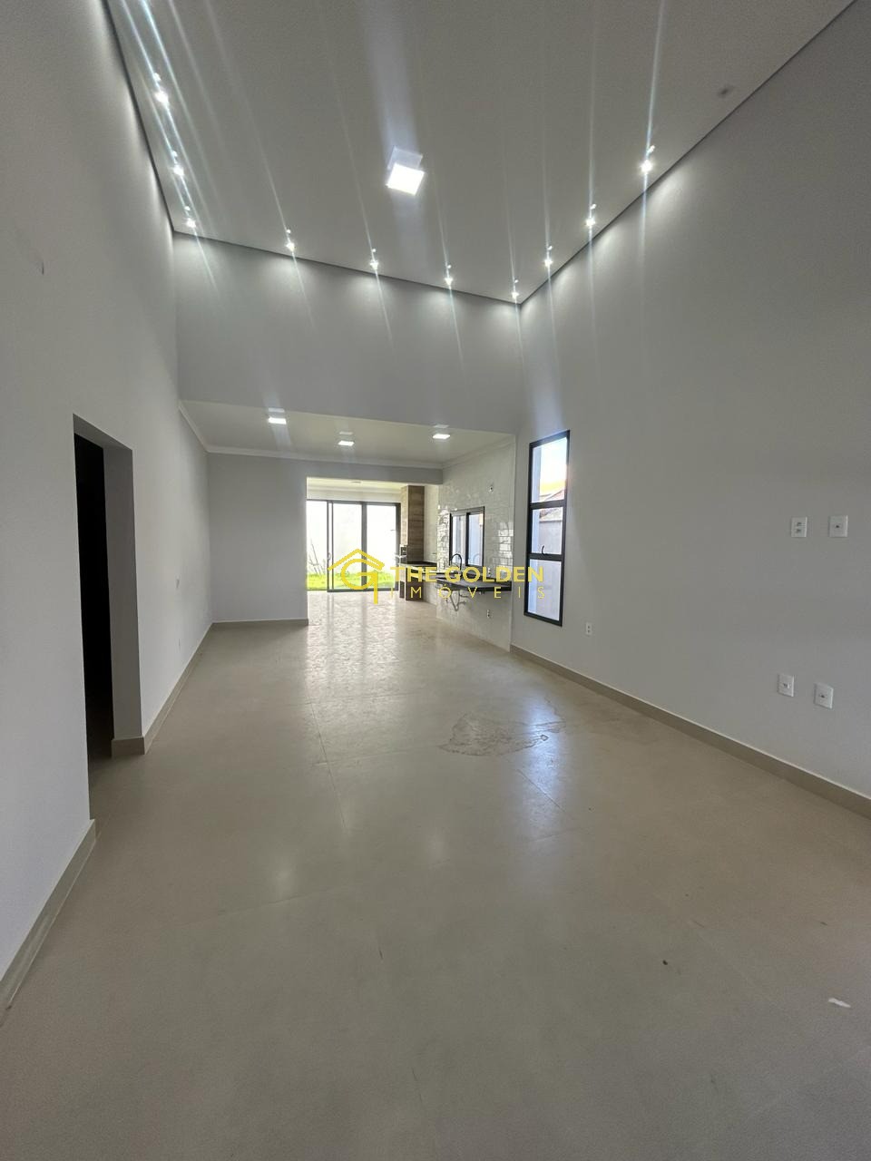 Casa à venda com 3 quartos, 170m² - Foto 11