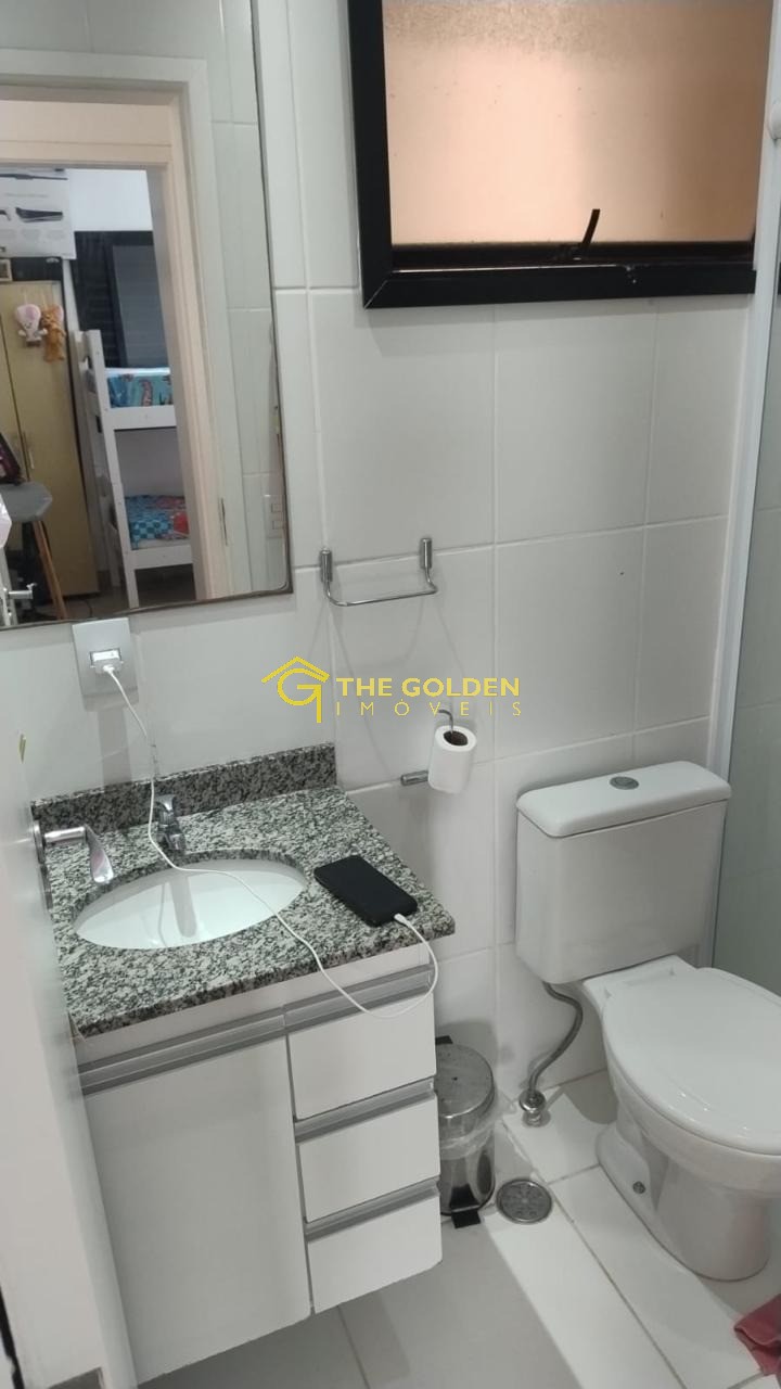 Apartamento à venda com 2 quartos, 74m² - Foto 2