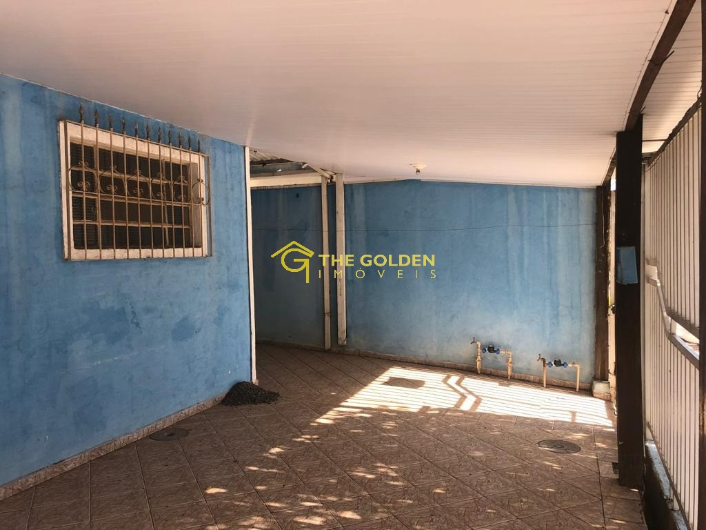 Casa à venda com 4 quartos, 250m² - Foto 40