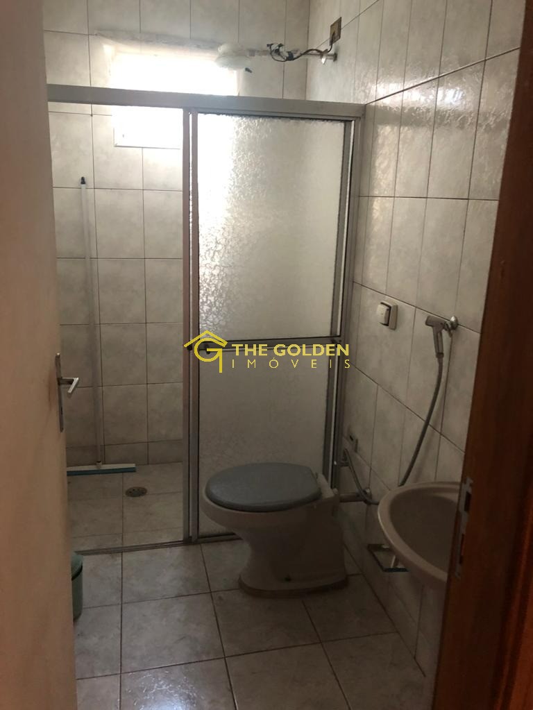 Casa à venda com 4 quartos, 250m² - Foto 30