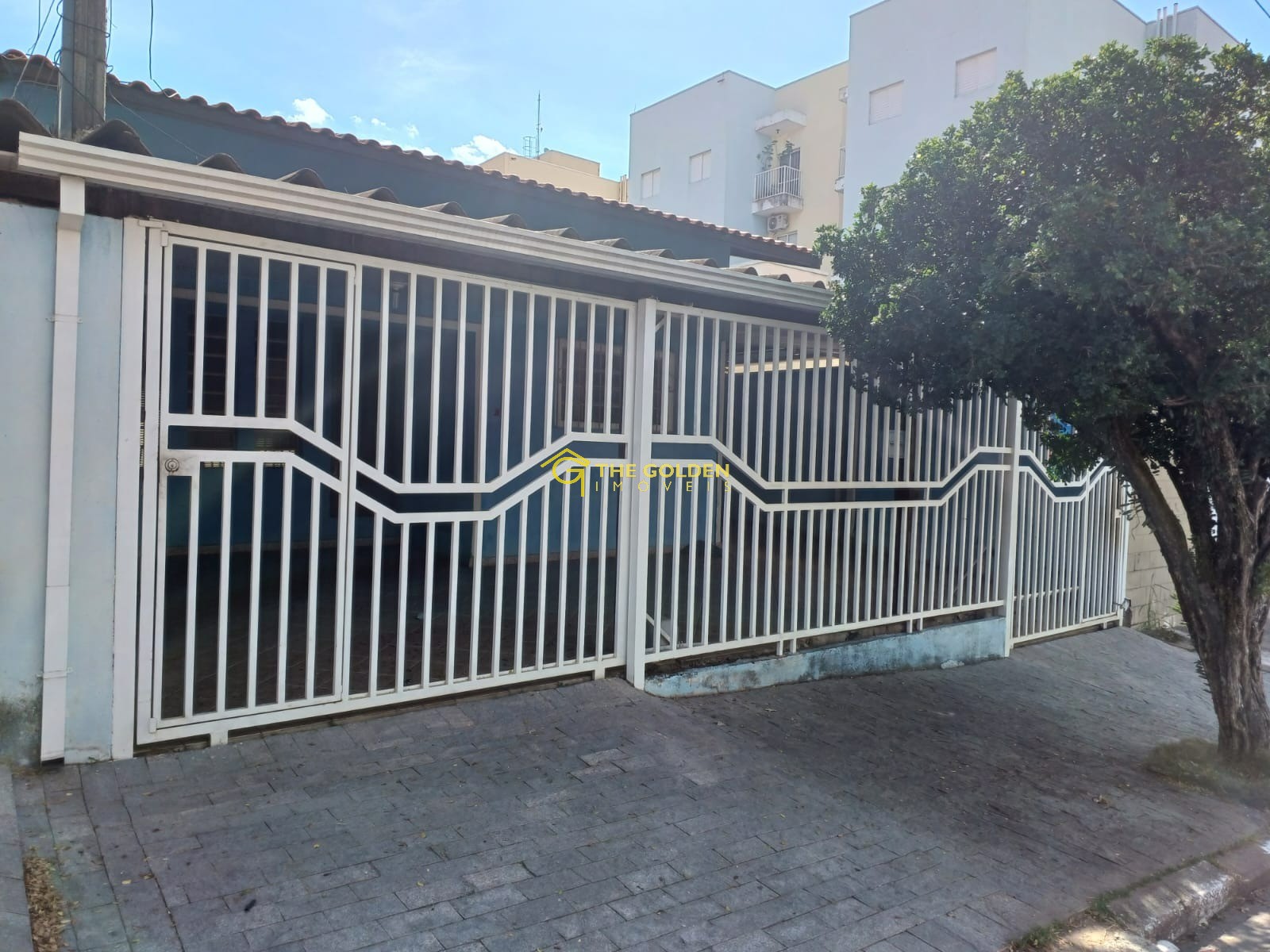 Casa à venda com 4 quartos, 250m² - Foto 46