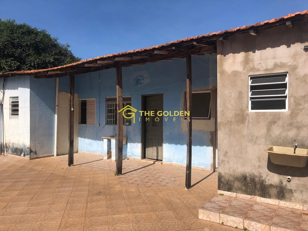 Casa à venda com 4 quartos, 250m² - Foto 14