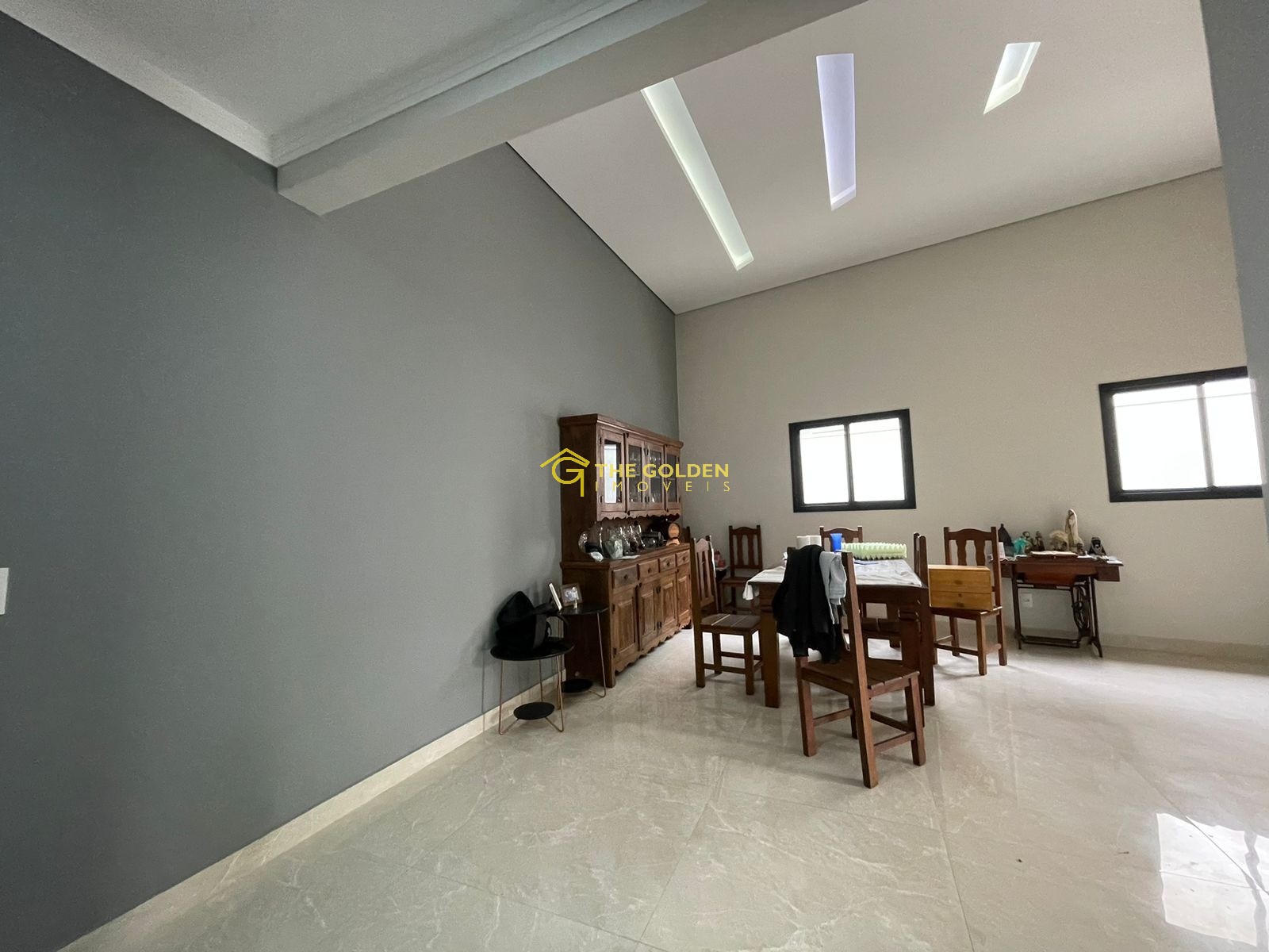 Casa de Condomínio à venda com 3 quartos, 300m² - Foto 18