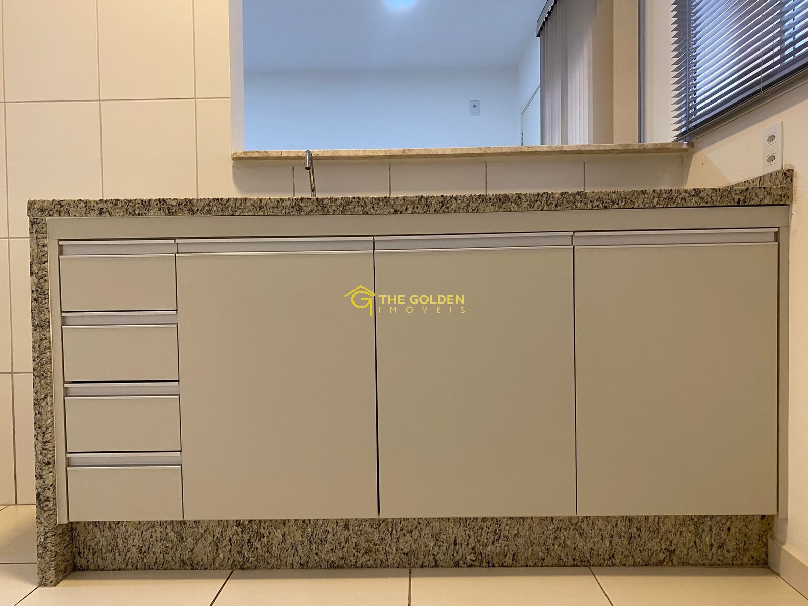 Apartamento à venda com 2 quartos, 45m² - Foto 11