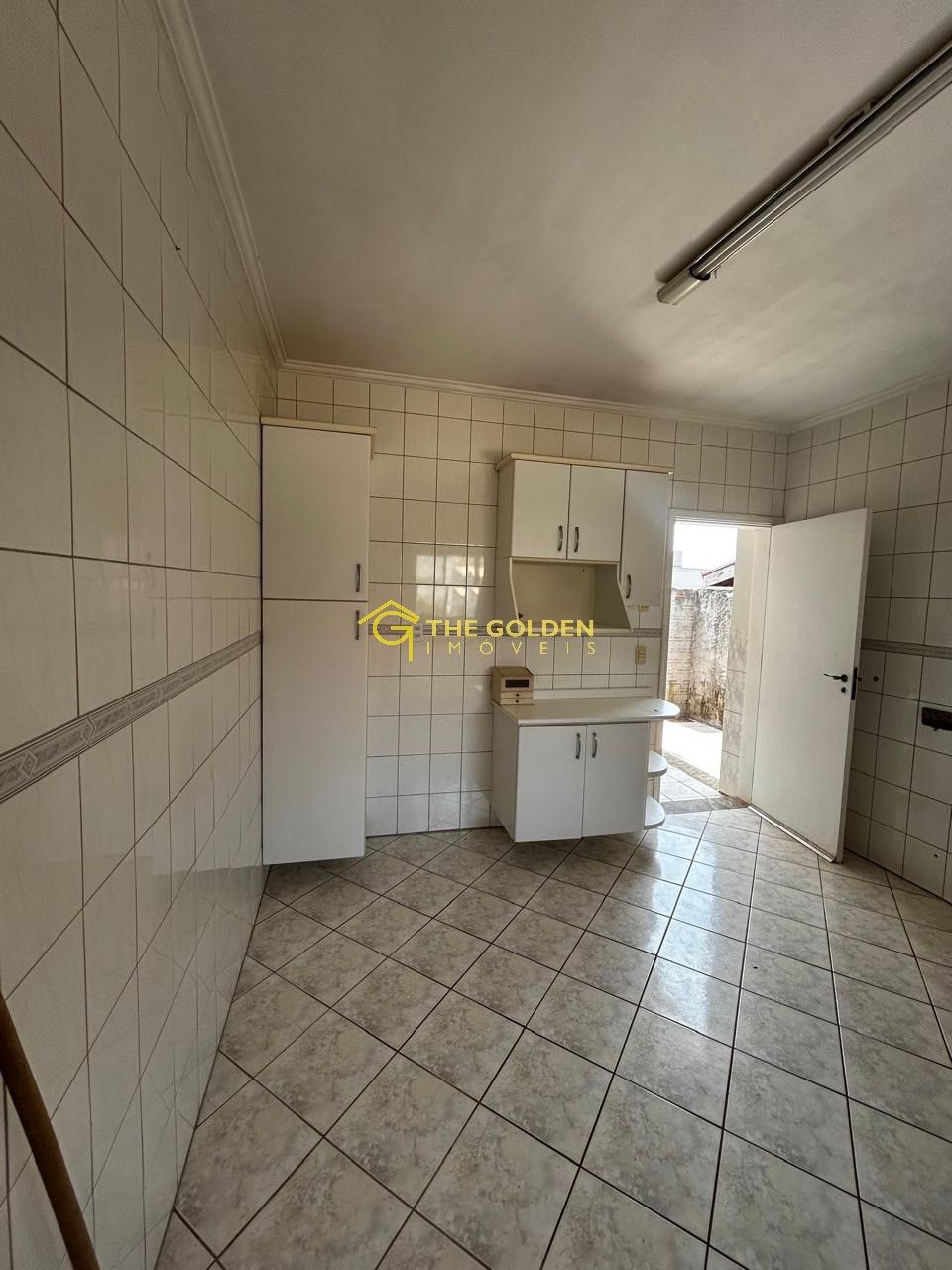 Casa de Condomínio para alugar com 3 quartos, 291m² - Foto 11