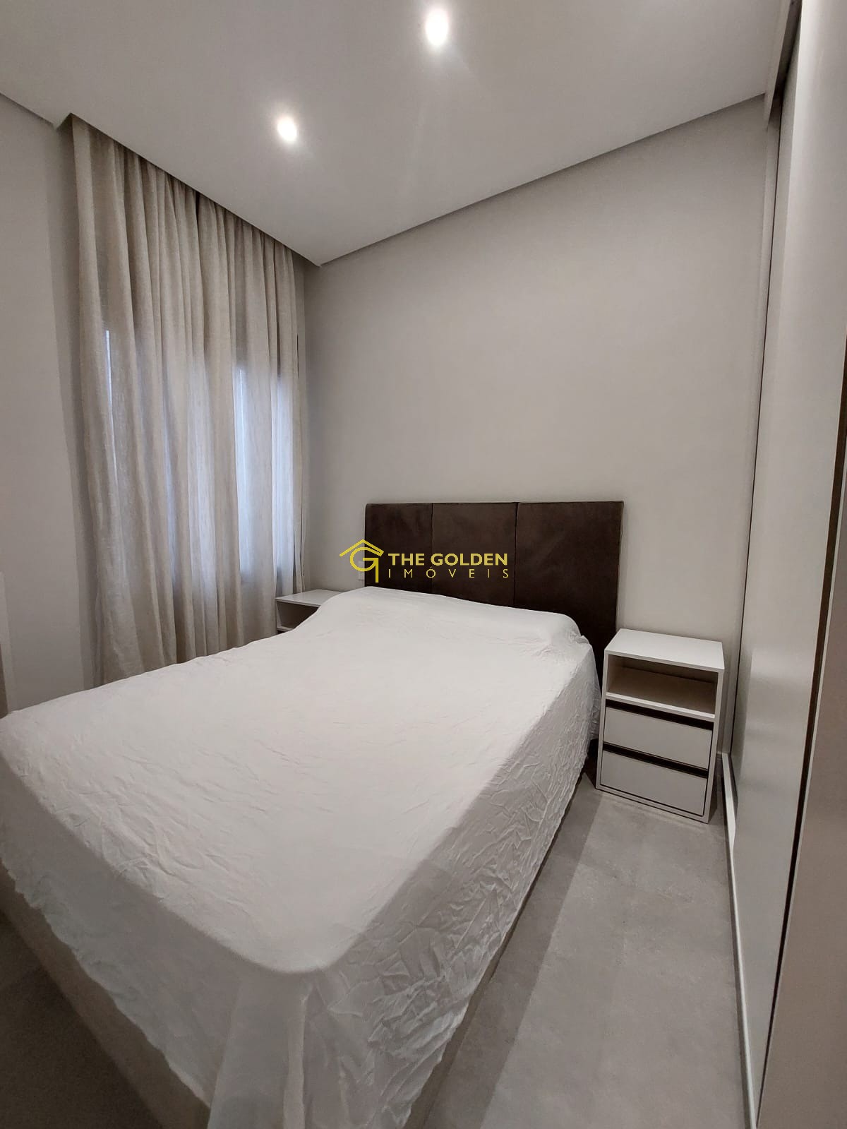 Apartamento à venda com 3 quartos, 76m² - Foto 11