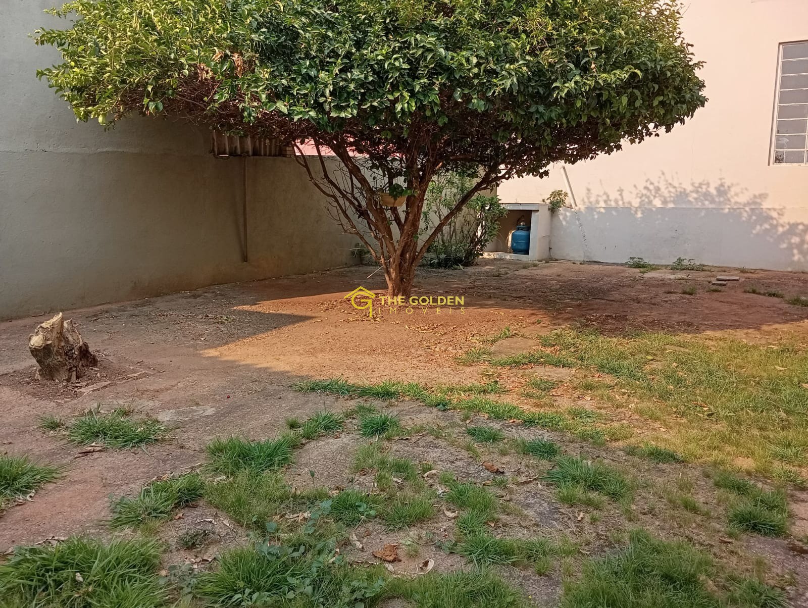 Casa à venda com 3 quartos, 308m² - Foto 5