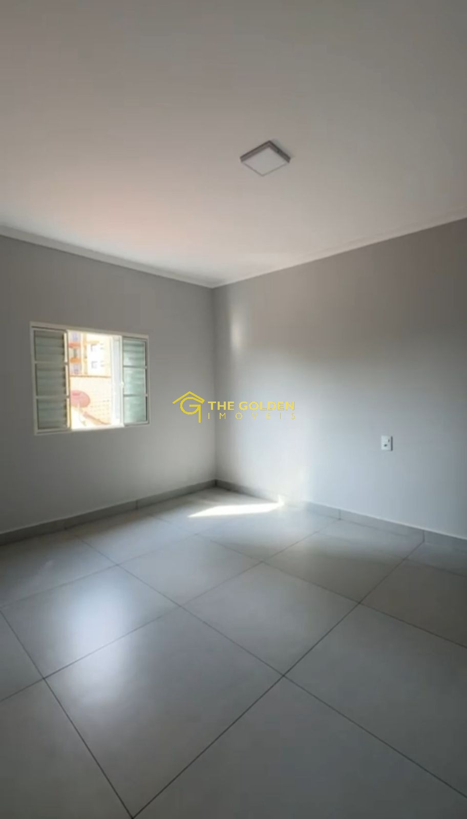 Casa à venda com 3 quartos, 228m² - Foto 8